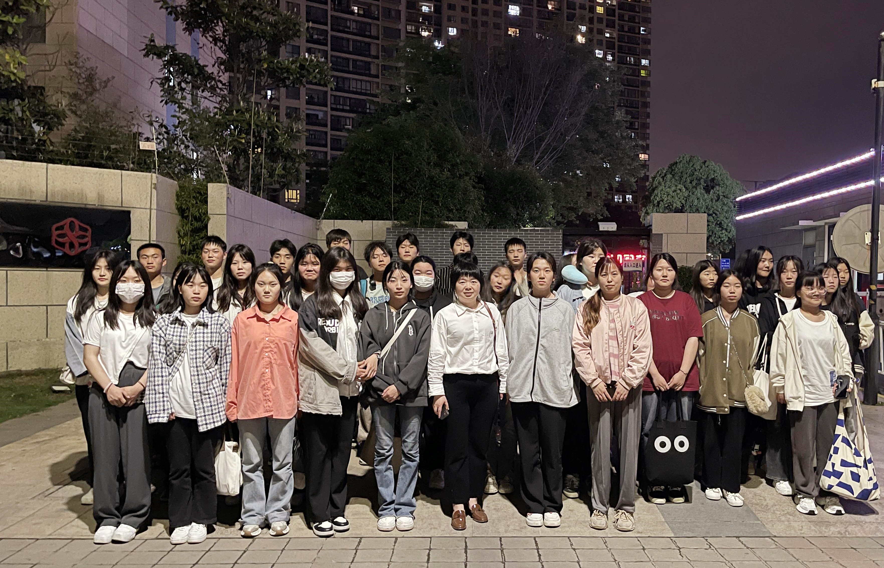 蘇州昱齊盛與上海緣佰德網絡公司成功簽訂戰略合作協議!  蘇州昱齊盛與上海緣佰德網絡公司成功簽訂戰略合作協議!